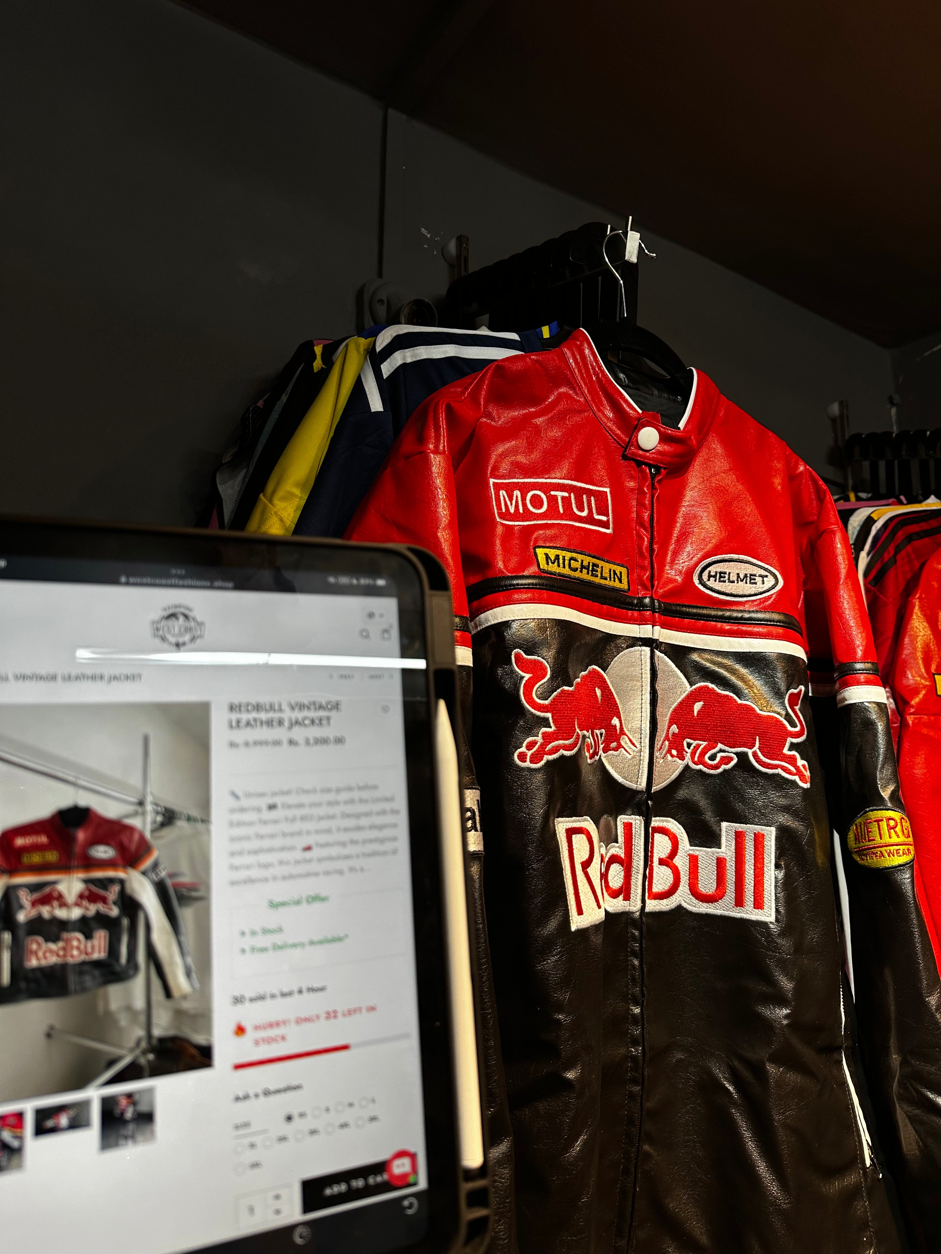 REDBULL VINTAGE LEATHER JACKET