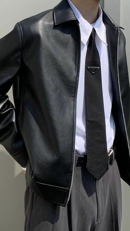 BLACK LEATHER JACKET